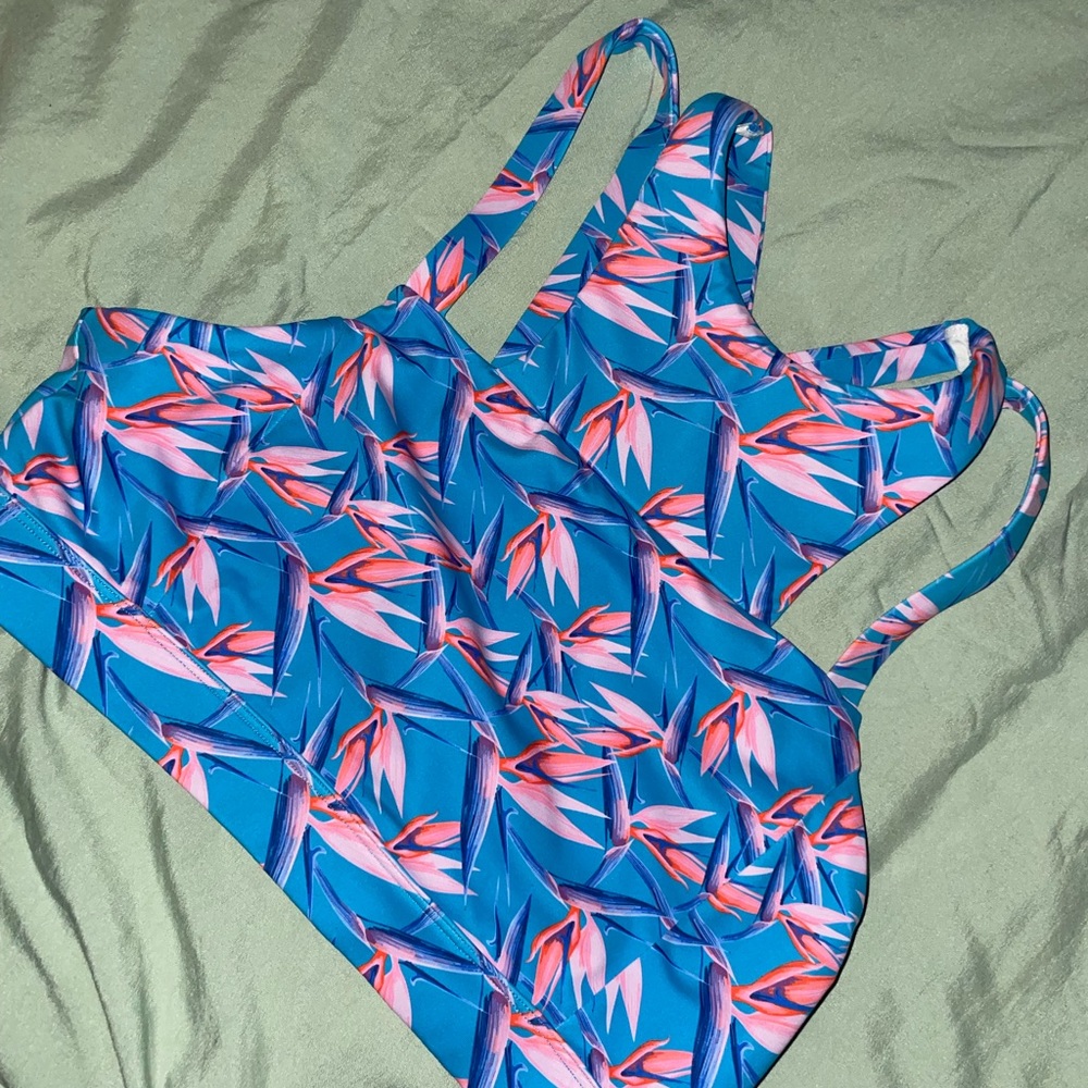 Chestee size 10